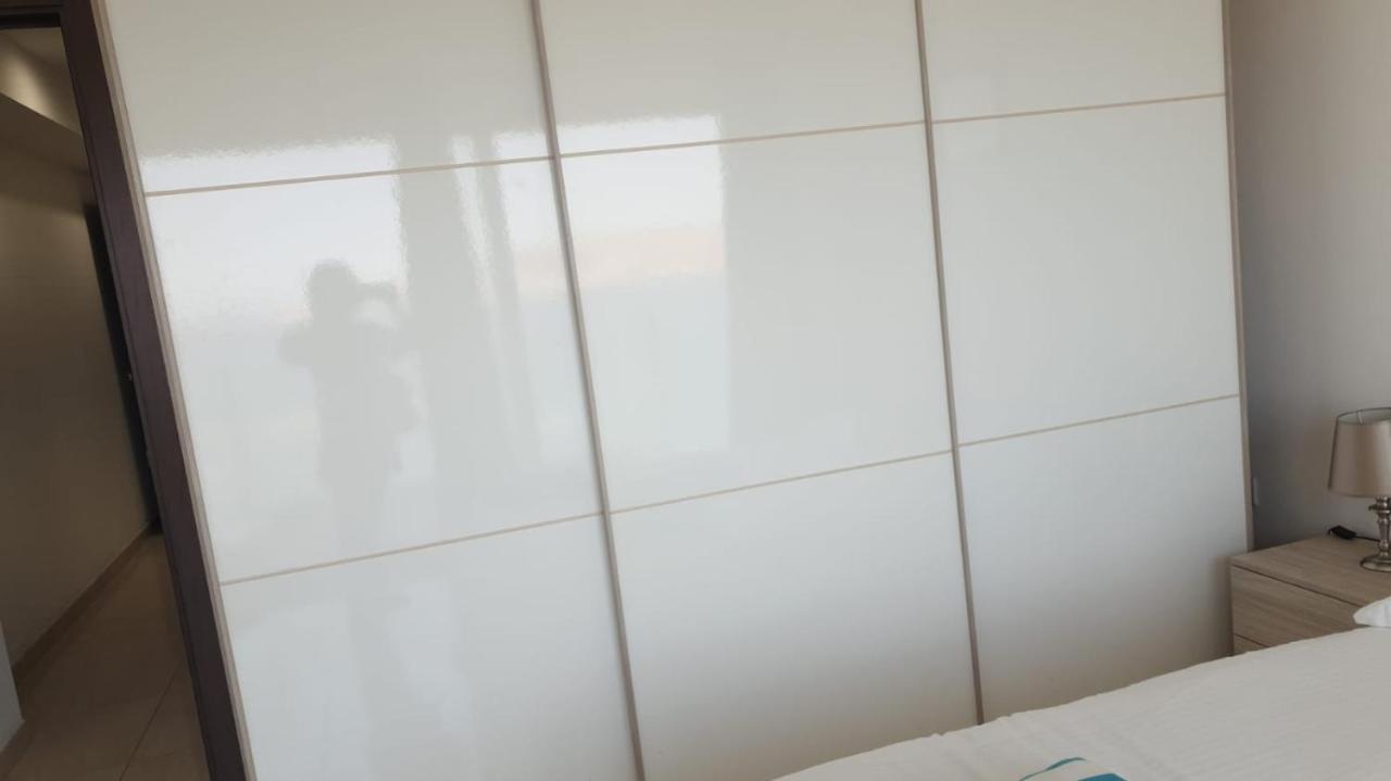 Flat 3 Blue Waves Apartment เซนต์พอลส์เบย์ ภายนอก รูปภาพ