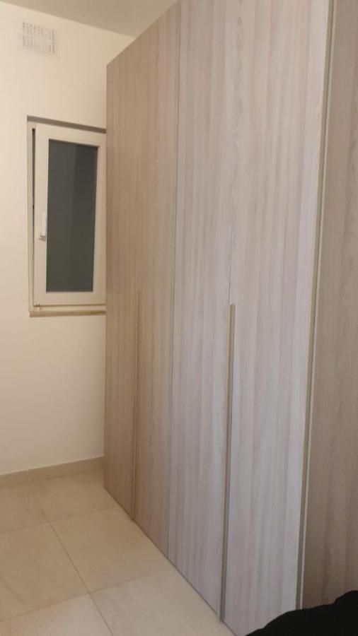 Flat 3 Blue Waves Apartment เซนต์พอลส์เบย์ ภายนอก รูปภาพ